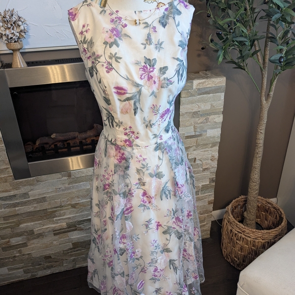 Chi Chi London Dresses & Skirts - Chi Chi London Floral Midi Dress - Cream and Pink
